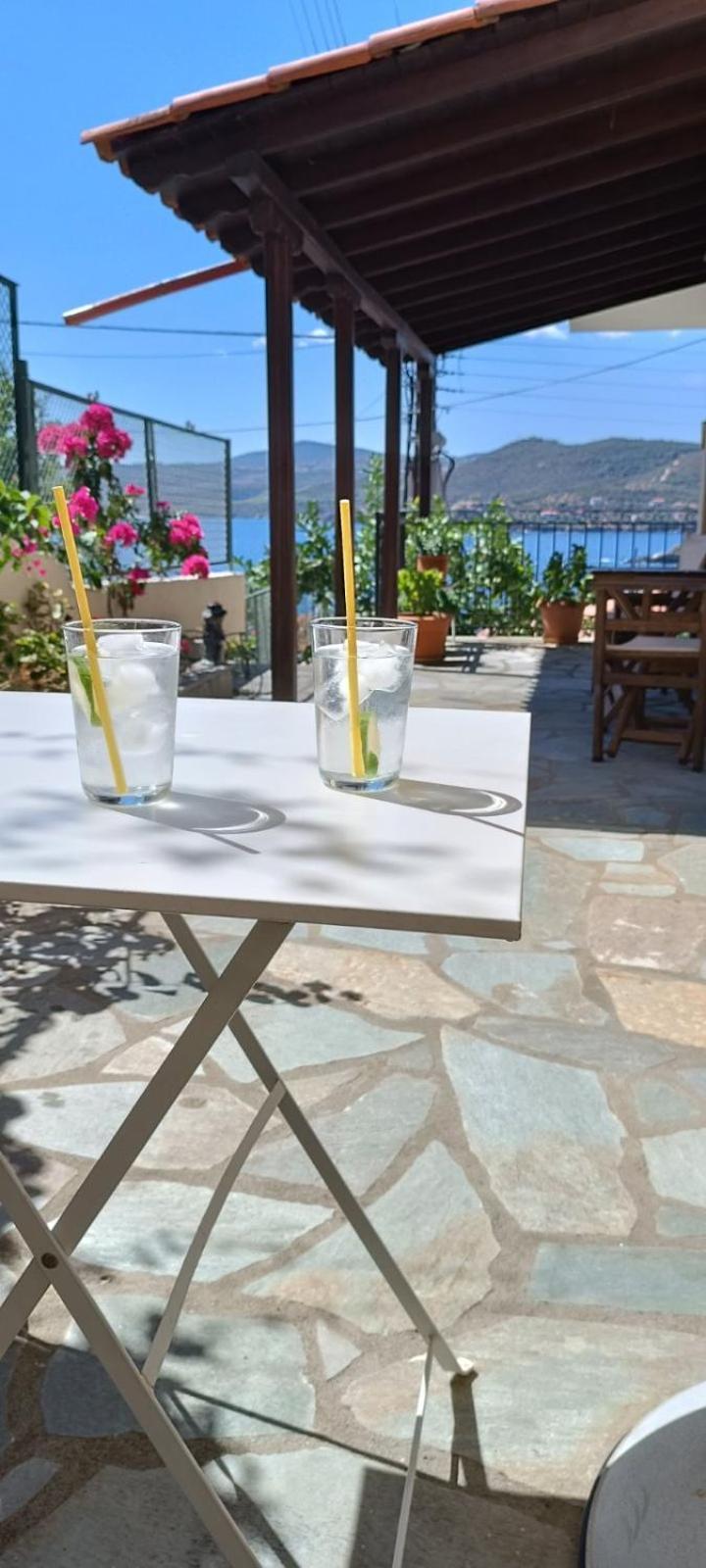 Avli Apartments Пиргадикия Экстерьер фото